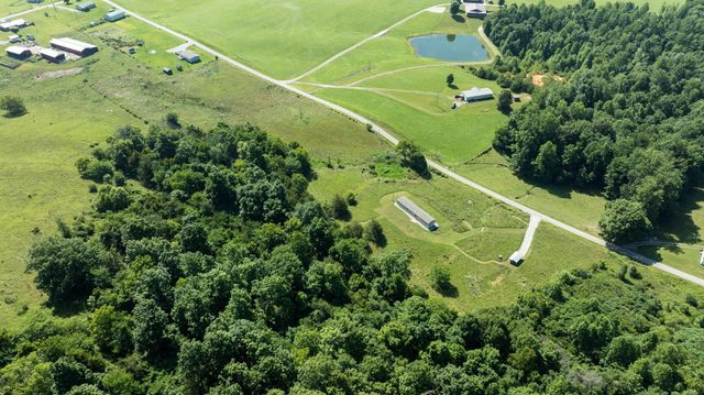 306 Godbey Road, Bethelridge, KY 42516