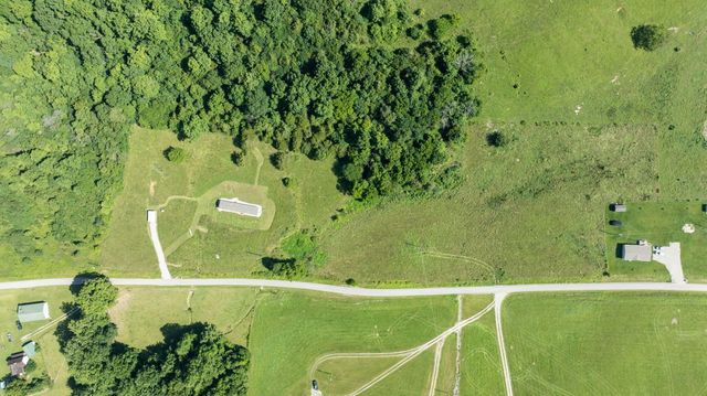 306 Godbey Road, Bethelridge, KY 42516
