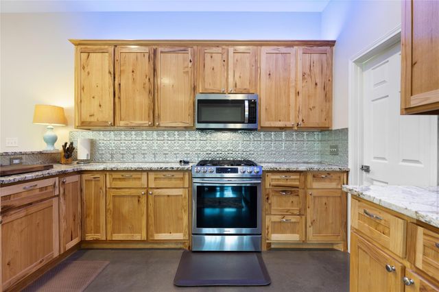 236 Private Road 1110, Leona, TX 75850