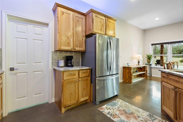 236 Private Road 1110, Leona, TX 75850