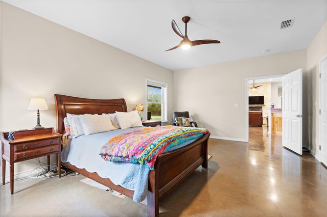 236 Private Road 1110, Leona, TX 75850