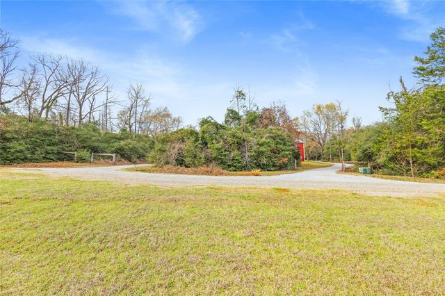 236 Private Road 1110, Leona, TX 75850