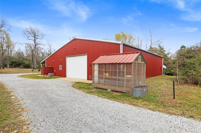 236 Private Road 1110, Leona, TX 75850