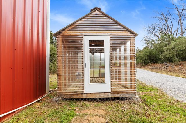 236 Private Road 1110, Leona, TX 75850