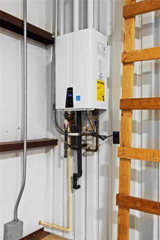 236 Private Road 1110, Leona, TX 75850