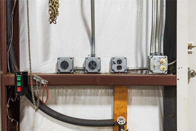 236 Private Road 1110, Leona, TX 75850