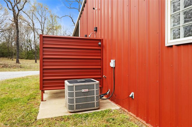 236 Private Road 1110, Leona, TX 75850