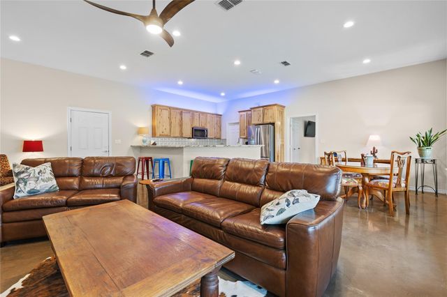 236 Private Road 1110, Leona, TX 75850