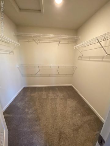 22490 Woodbridge Lane, Novi, MI 48375