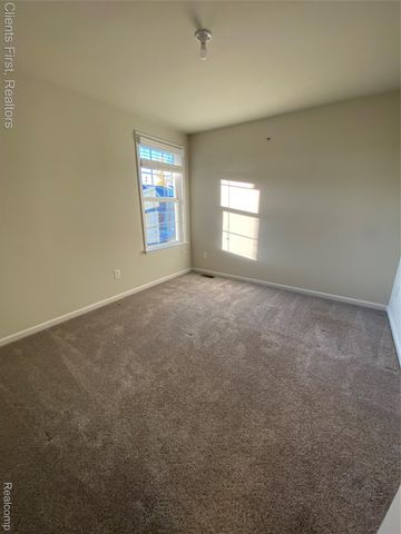 22490 Woodbridge Lane, Novi, MI 48375