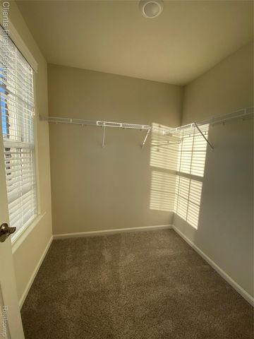 22490 Woodbridge Lane, Novi, MI 48375