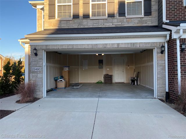22490 Woodbridge Lane, Novi, MI 48375