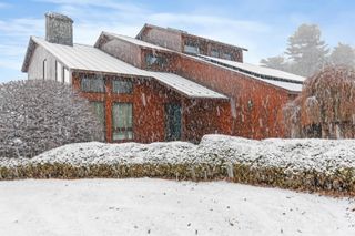564 South Bay Circle, Colchester (colchester), VT 05446