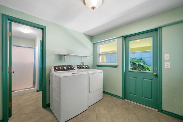 1264 Blue Heron Street, Hitchcock, TX 77563