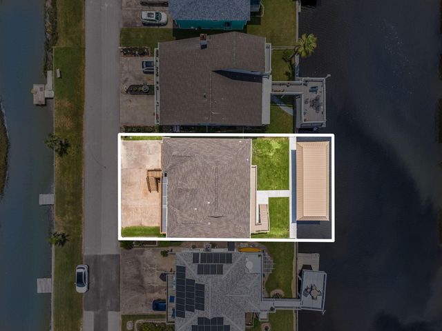 1264 Blue Heron Street, Hitchcock, TX 77563