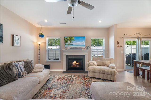 10436 Dalton Woods Court NW, Huntersville, NC 28078