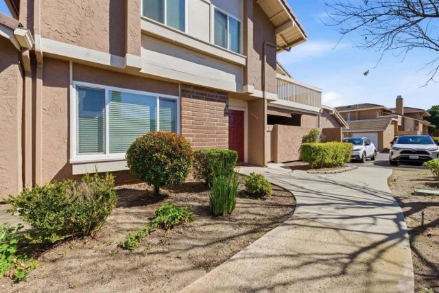 17428 Ashburton Road, San Diego, CA 92128