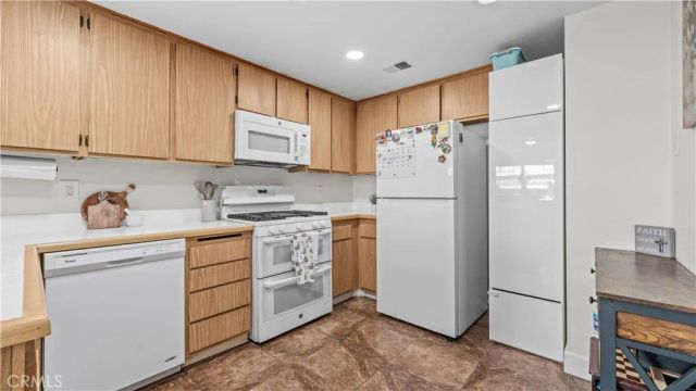 9713 La Jolla B, Rancho Cucamonga, CA 91701