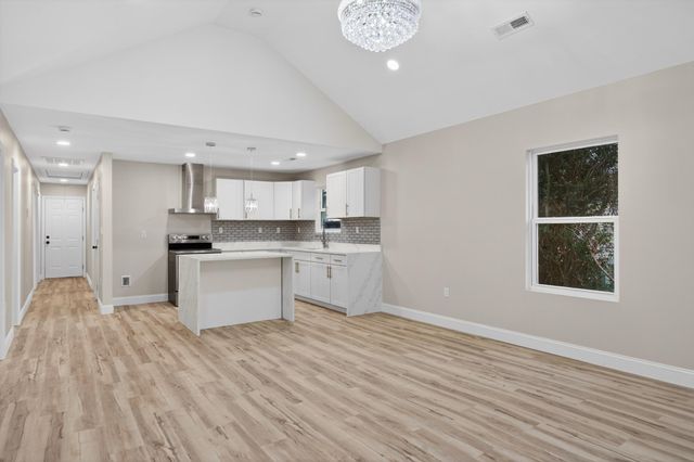 112 Rowe Street, Rossville, GA 30741