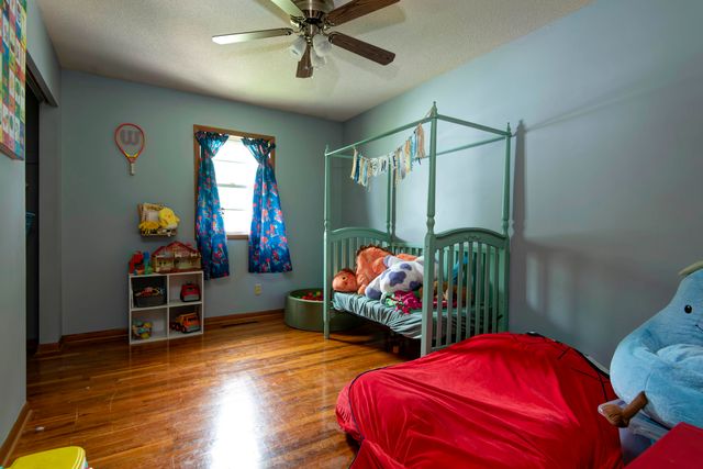 2539 S Westwood Avenue, Springfield, MO 65807