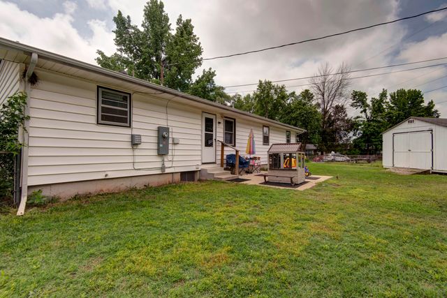 2539 S Westwood Avenue, Springfield, MO 65807
