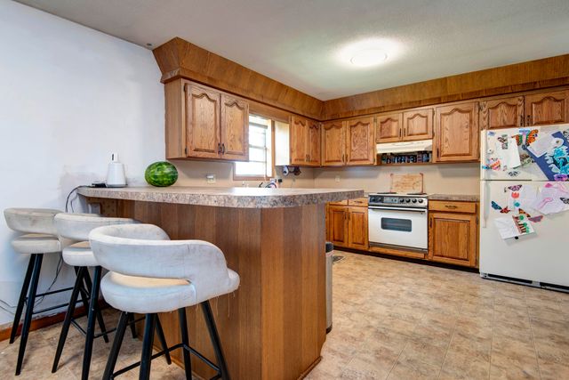 2539 S Westwood Avenue, Springfield, MO 65807