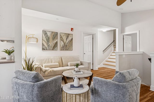 67 Summerfield Ct Apt 623, Hilton Head Island, SC 29926