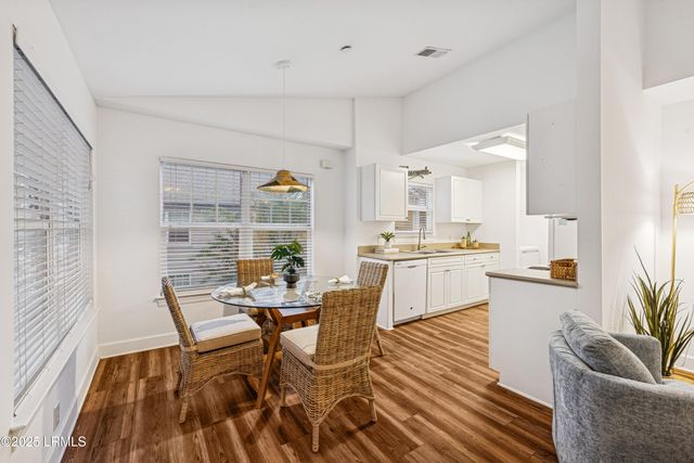 67 Summerfield Ct Apt 623, Hilton Head Island, SC 29926