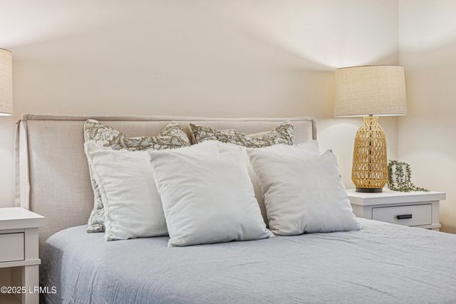 67 Summerfield Ct Apt 623, Hilton Head Island, SC 29926