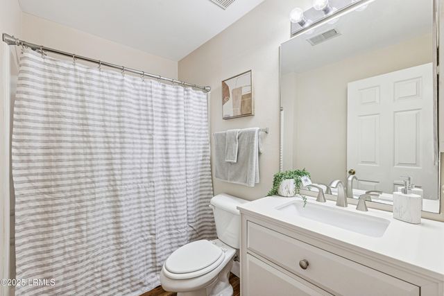 67 Summerfield Ct Apt 623, Hilton Head Island, SC 29926