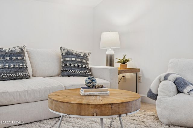 67 Summerfield Ct Apt 623, Hilton Head Island, SC 29926