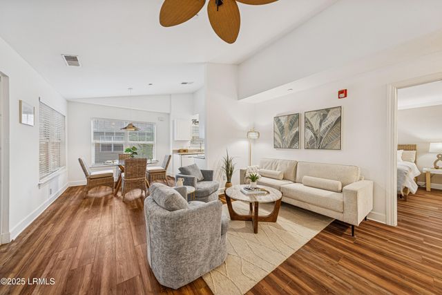 67 Summerfield Ct Apt 623, Hilton Head Island, SC 29926