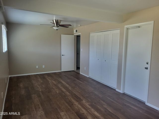 10200 N 95TH Drive B, Peoria, AZ 85345