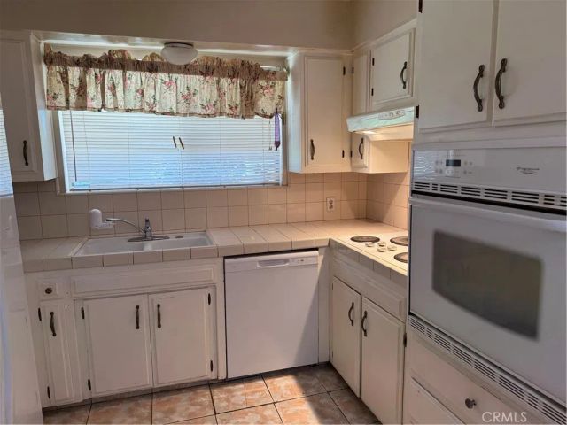 1445 Brookdale, Merced, CA 95340