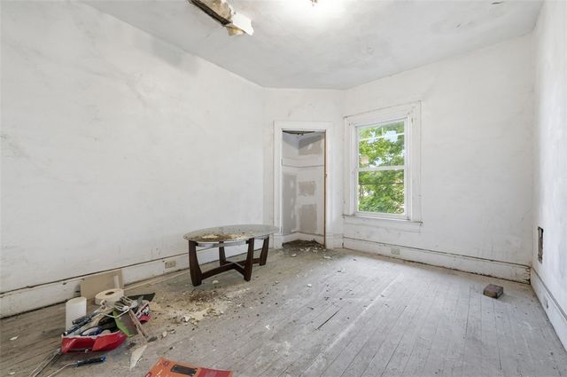 538 E 9th Ave, Munhall, PA 15120