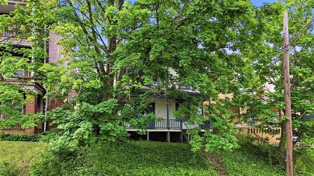 538 E 9th Ave, Munhall, PA 15120