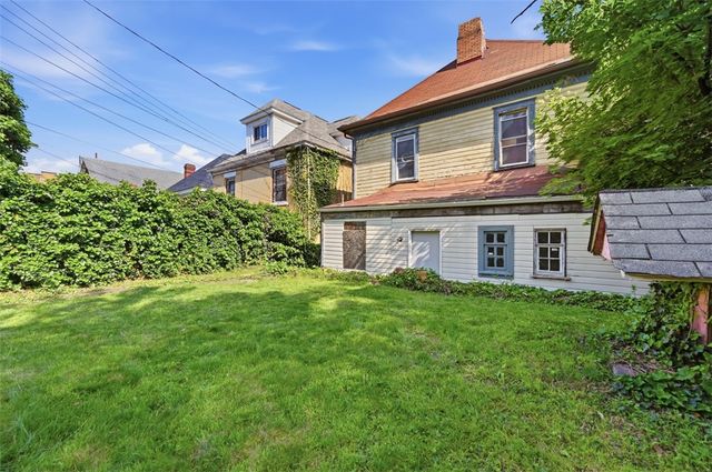 538 E 9th Ave, Munhall, PA 15120