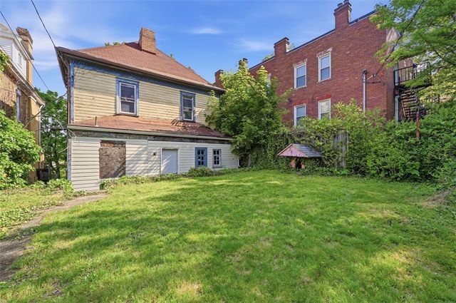 538 E 9th Ave, Munhall, PA 15120