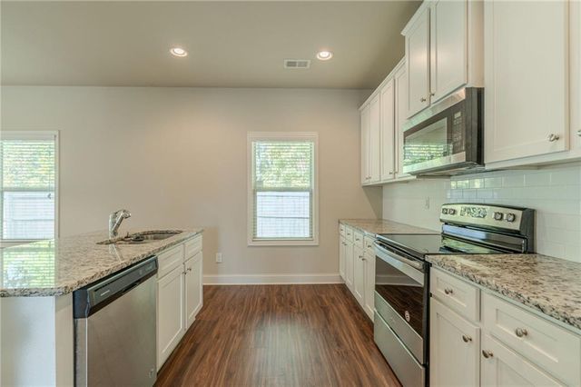 392 Dublin Way, Dallas, GA 30132