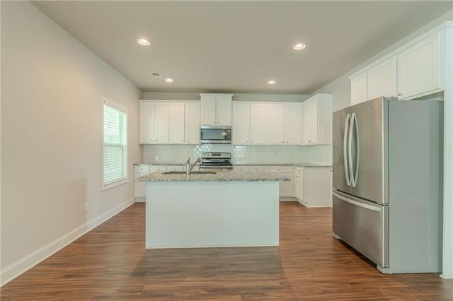 392 Dublin Way, Dallas, GA 30132