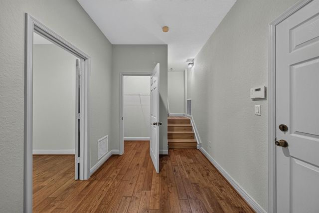 2700 NE 8th Avenue, Wilton Manors, FL 33334