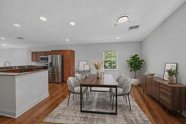 2700 NE 8th Avenue, Wilton Manors, FL 33334