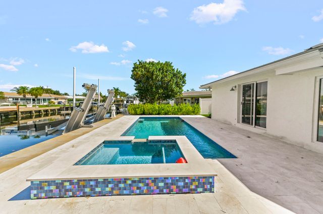 511 SE 9th Avenue, Pompano Beach, FL 33060