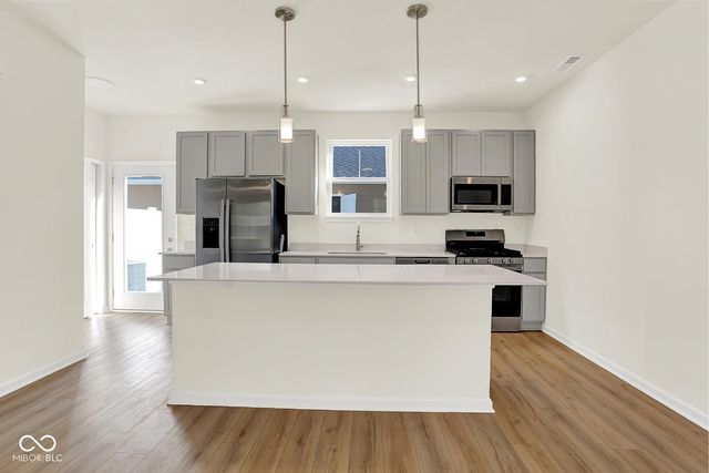 8538 Goldfinch Road, Brownsburg, IN 46112