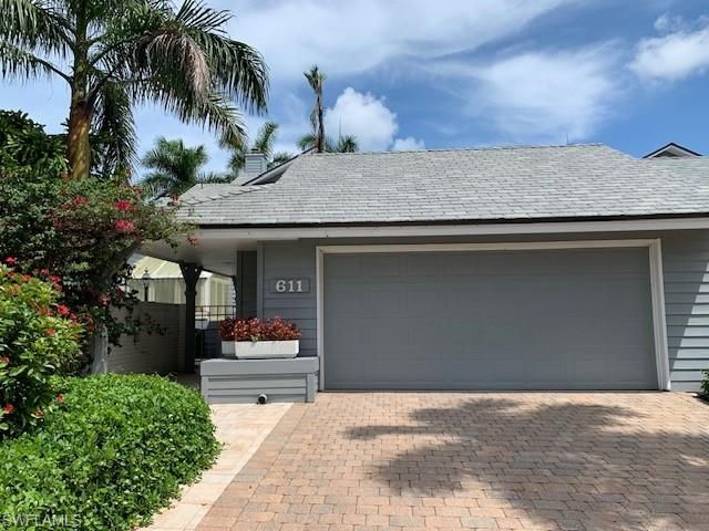 611 Bridgeway LN, Naples, FL 34108