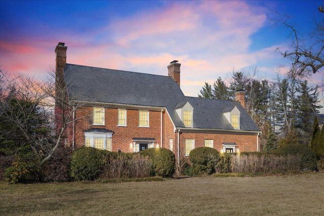 111 Cohee RD, Blacksburg, VA 24060