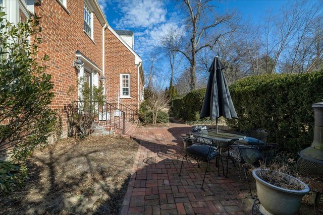 111 Cohee RD, Blacksburg, VA 24060