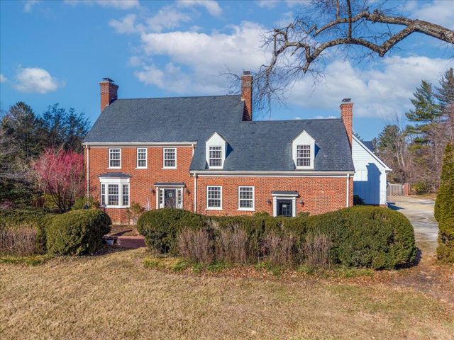 111 Cohee RD, Blacksburg, VA 24060