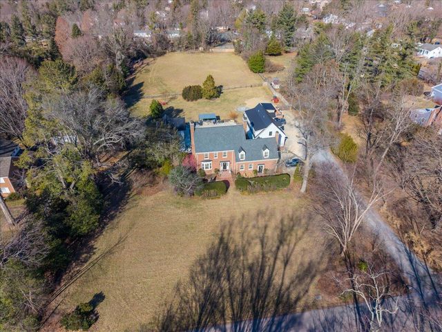 111 Cohee RD, Blacksburg, VA 24060