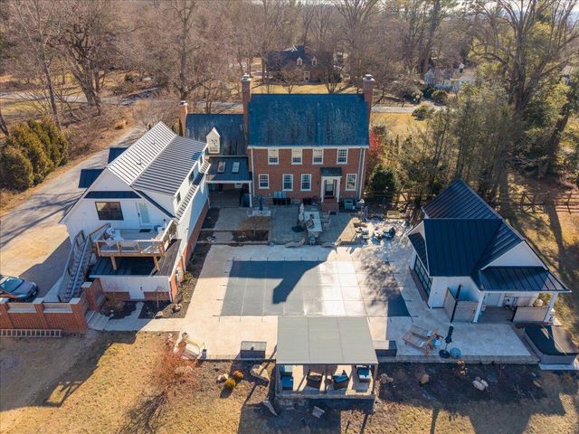 111 Cohee RD, Blacksburg, VA 24060